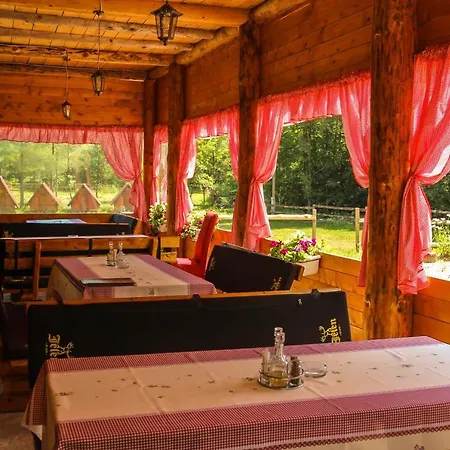 Camp Sutjeska Тьентиште