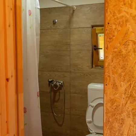 Camp Sutjeska Кемпинг Тьентиште